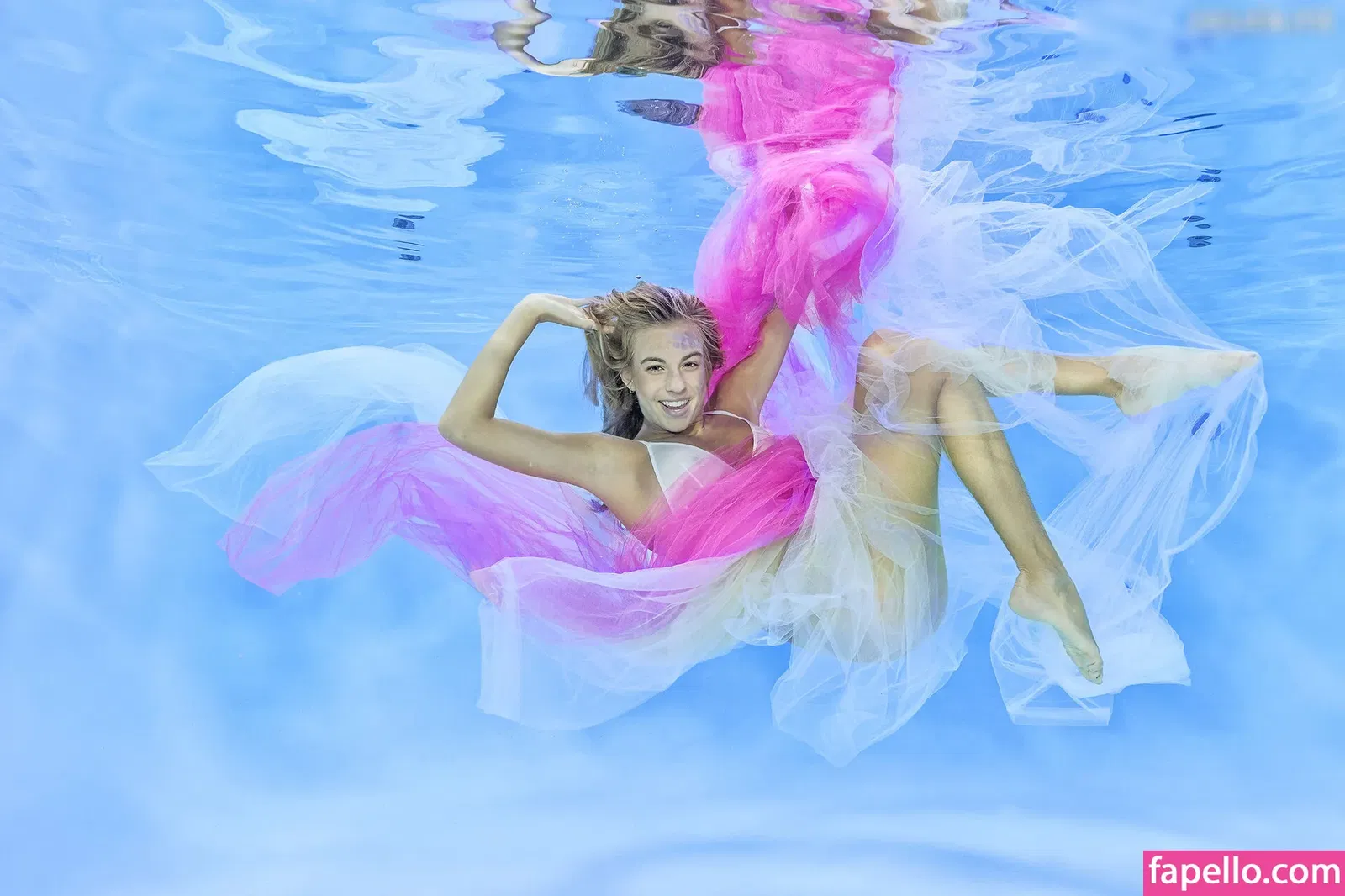 Luisasmiling Onlyfans Photo Gallery 