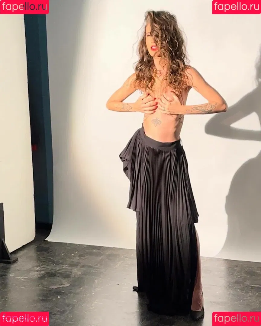 Ana Canas Onlyfans Photo Gallery 