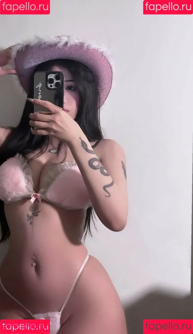 Veronica Lucifer Onlyfans Photo Gallery 