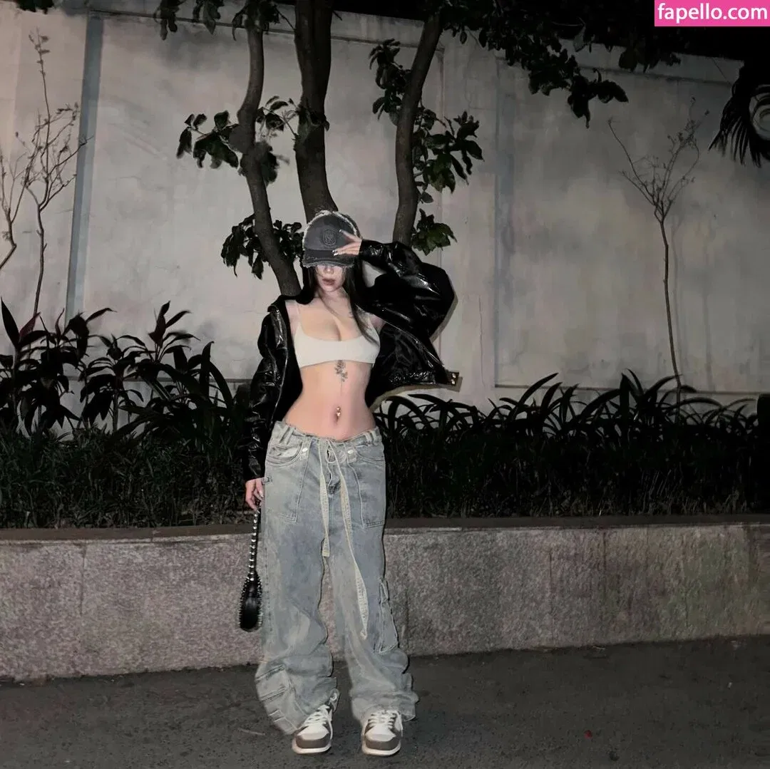 Veronica Lucifer Onlyfans Photo Gallery 