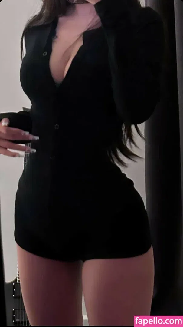 Veronica Lucifer Onlyfans Photo Gallery 