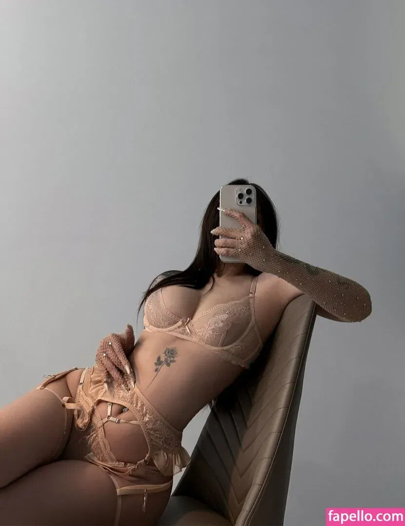 Veronica Lucifer Onlyfans Photo Gallery 