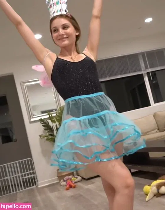 Shawna Della-Ricca Onlyfans Photo Gallery 