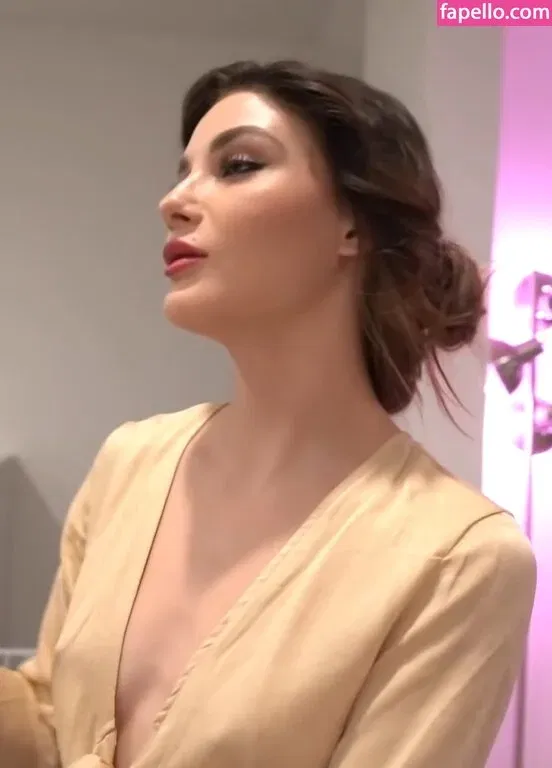 Shawna Della-Ricca Onlyfans Photo Gallery 