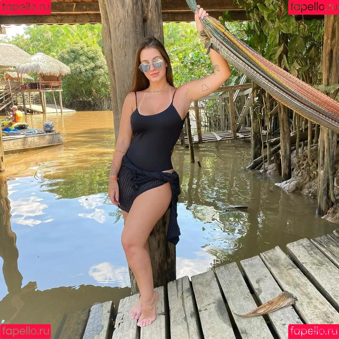 Alicia Gomes Oliveira Onlyfans Photo Gallery 