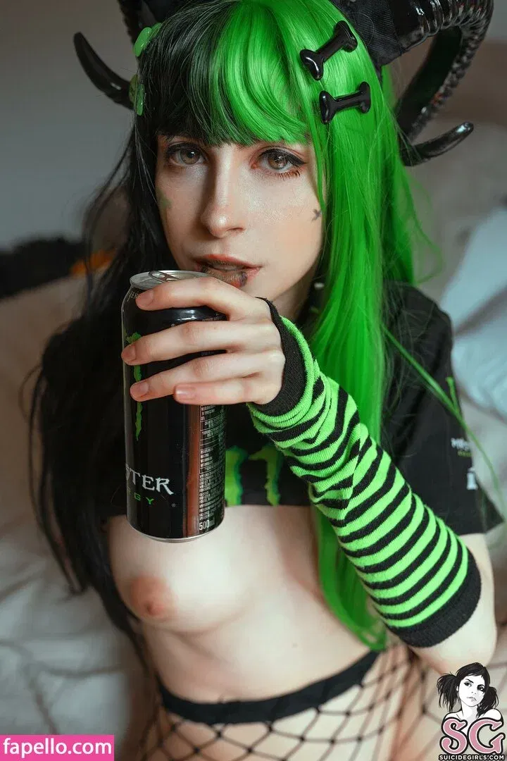 Loligaia Onlyfans Photo Gallery 