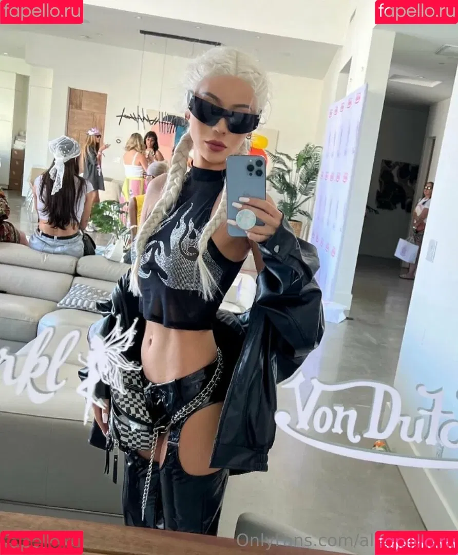 Alana Lister Onlyfans Photo Gallery 