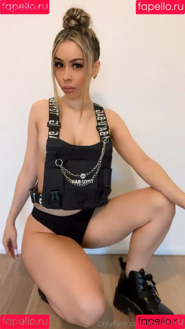 Alana Lister Onlyfans Photo Gallery 