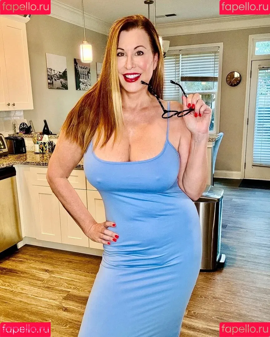 elaina_stjames Onlyfans Photo Gallery 