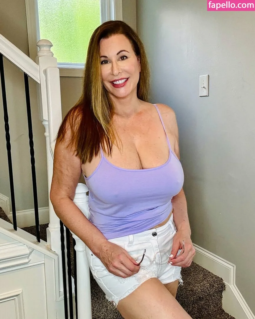 elaina_stjames Onlyfans Photo Gallery 