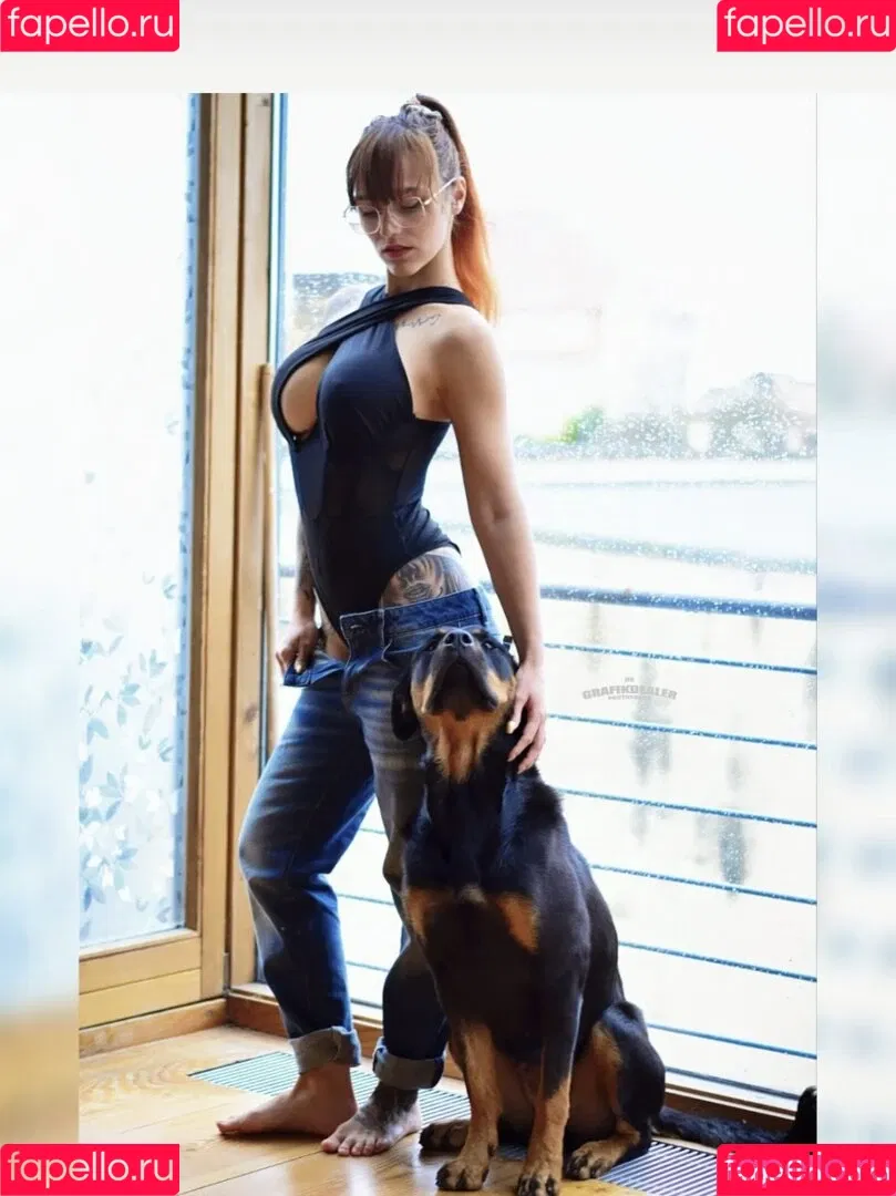 Laurachemie Onlyfans Photo Gallery 