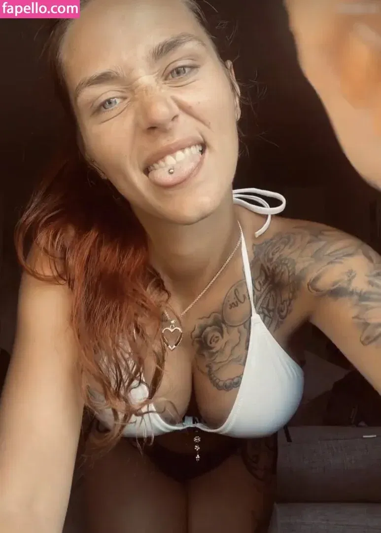 Laurachemie Onlyfans Photo Gallery 