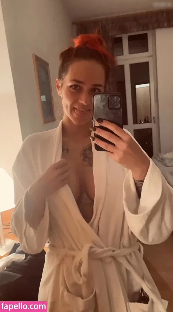 Laurachemie Onlyfans Photo Gallery 