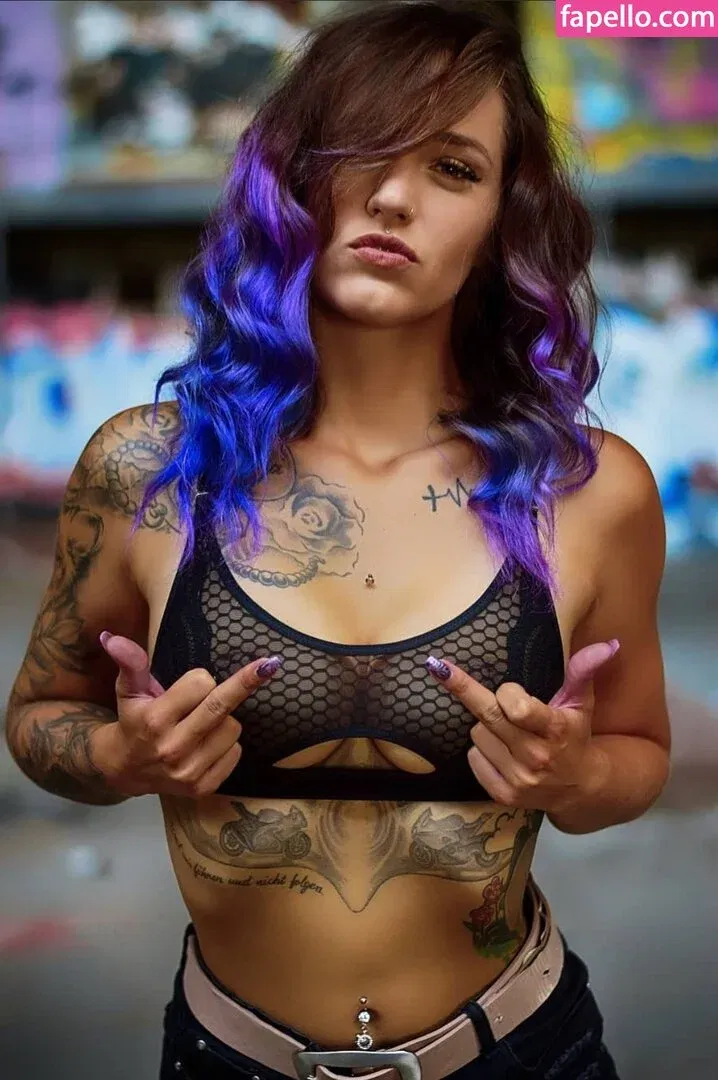 Laurachemie Onlyfans Photo Gallery 