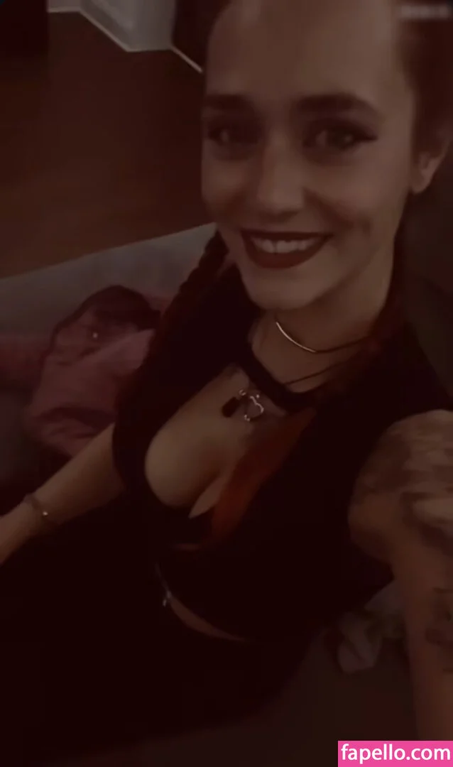 Laurachemie Onlyfans Photo Gallery 