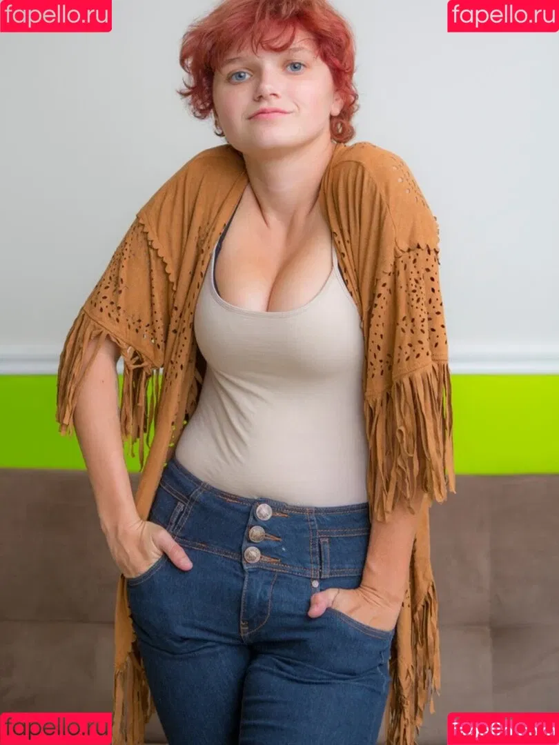 Naomi Clark Onlyfans Photo Gallery 
