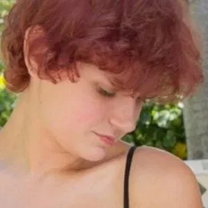 Naomi Clark Onlyfans Photo Gallery 