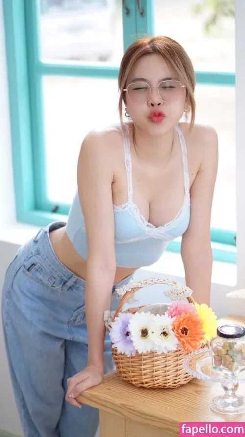 Thai Girls ???????? Onlyfans Photo Gallery 