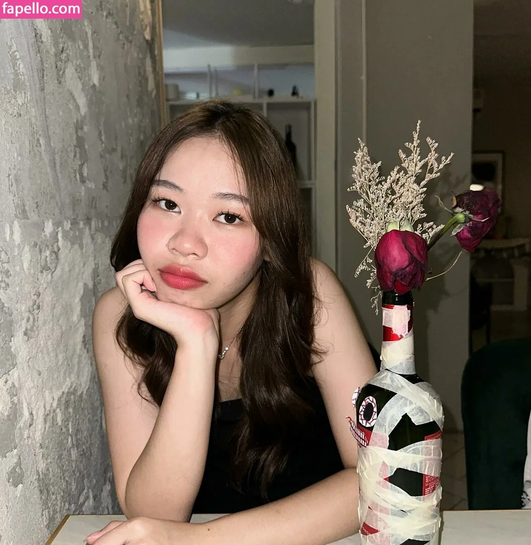 Thai Girls ???????? Onlyfans Photo Gallery 