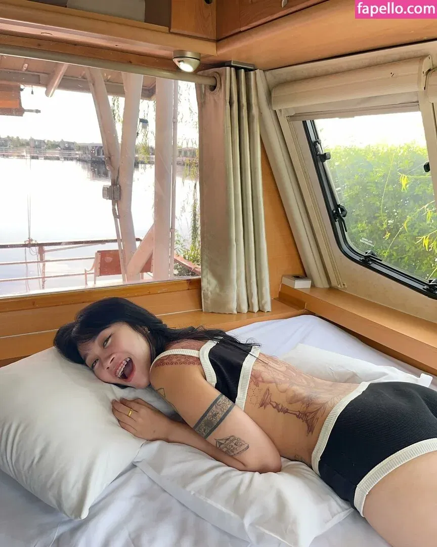 Thai Girls ???????? Onlyfans Photo Gallery 