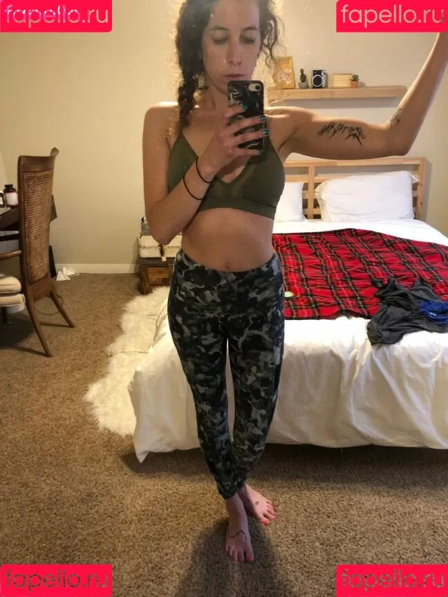 wearewildwinter Onlyfans Photo Gallery 