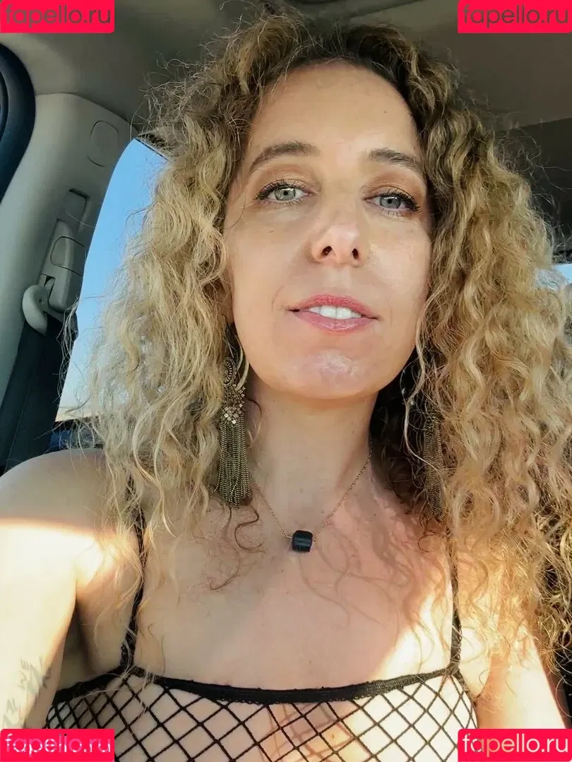 wearewildwinter Onlyfans Photo Gallery 