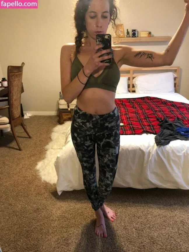 wearewildwinter Onlyfans Photo Gallery 