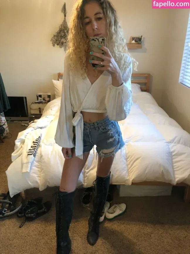 wearewildwinter Onlyfans Photo Gallery 