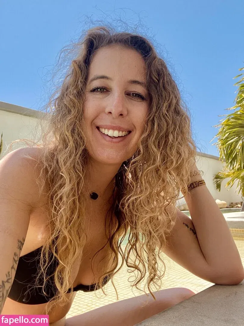 wearewildwinter Onlyfans Photo Gallery 