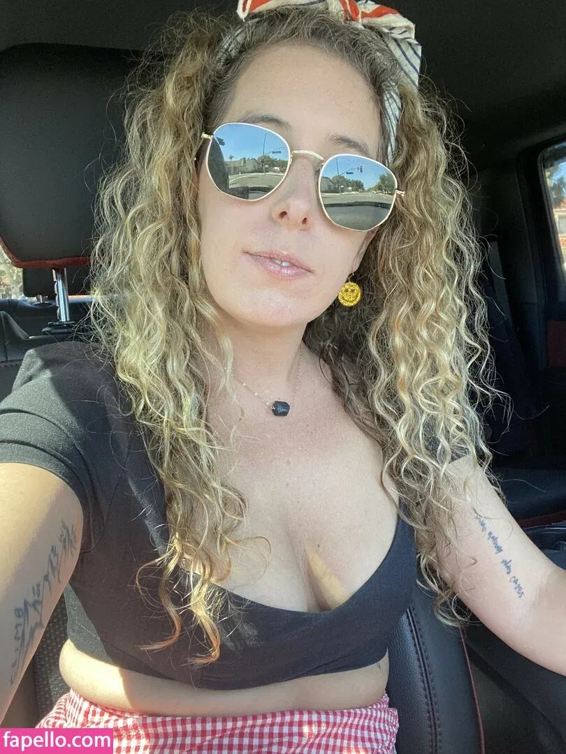 wearewildwinter Onlyfans Photo Gallery 