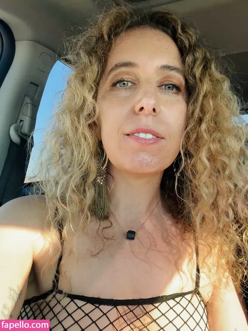 wearewildwinter Onlyfans Photo Gallery 