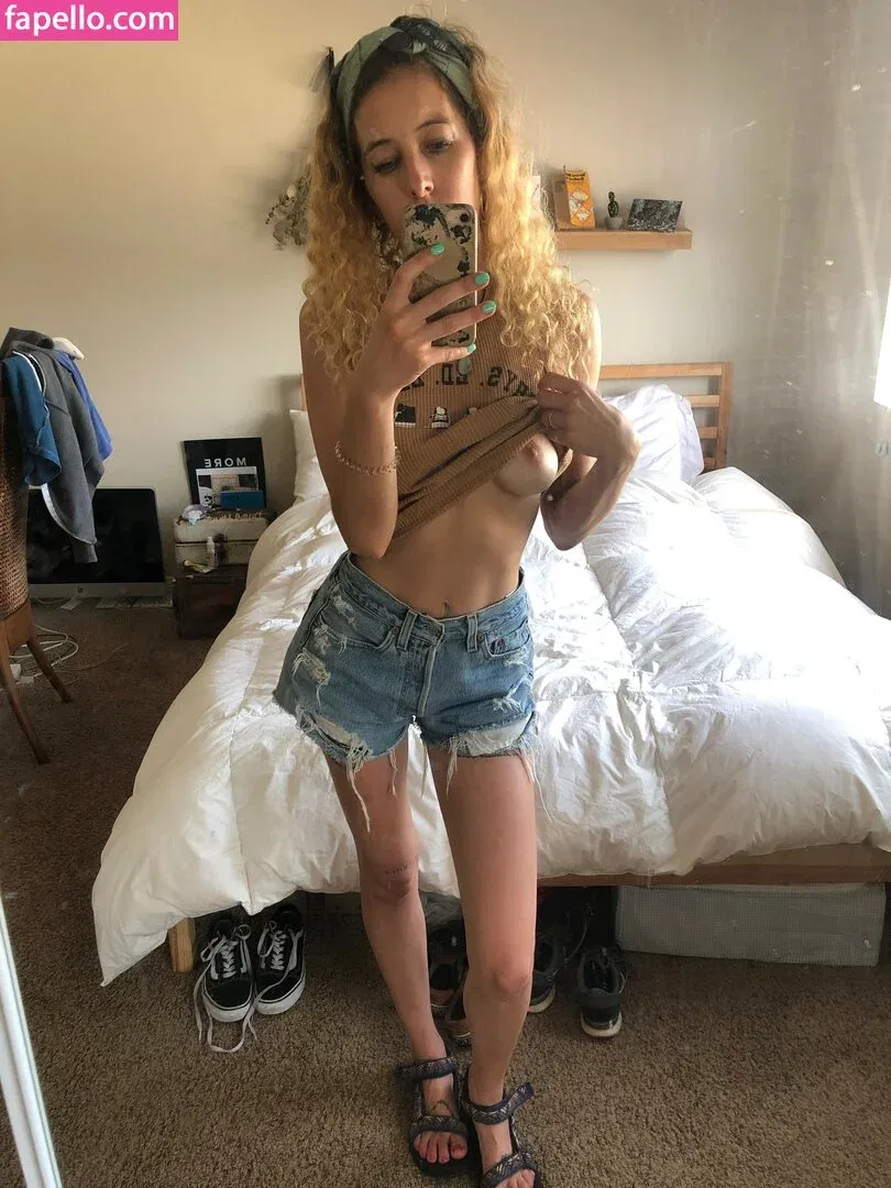 wearewildwinter Onlyfans Photo Gallery 