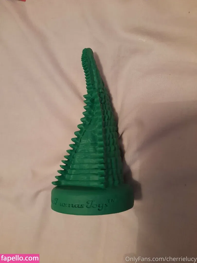 lucycherriefree Onlyfans Photo Gallery 