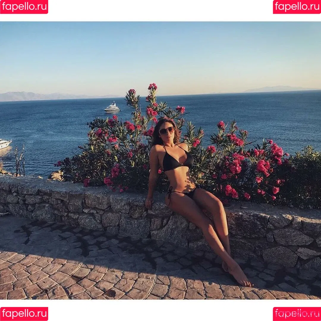 Caitlin Wynters Onlyfans Photo Gallery 