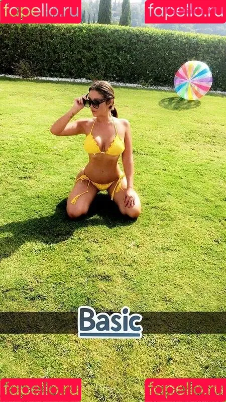 Caitlin Wynters Onlyfans Photo Gallery 