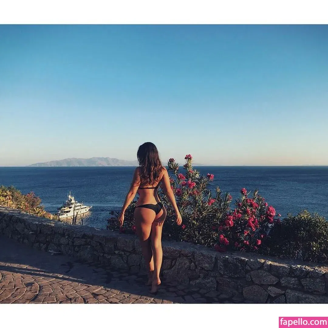 Caitlin Wynters Onlyfans Photo Gallery 