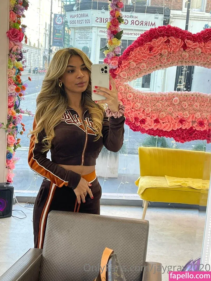 j__gri Onlyfans Photo Gallery 