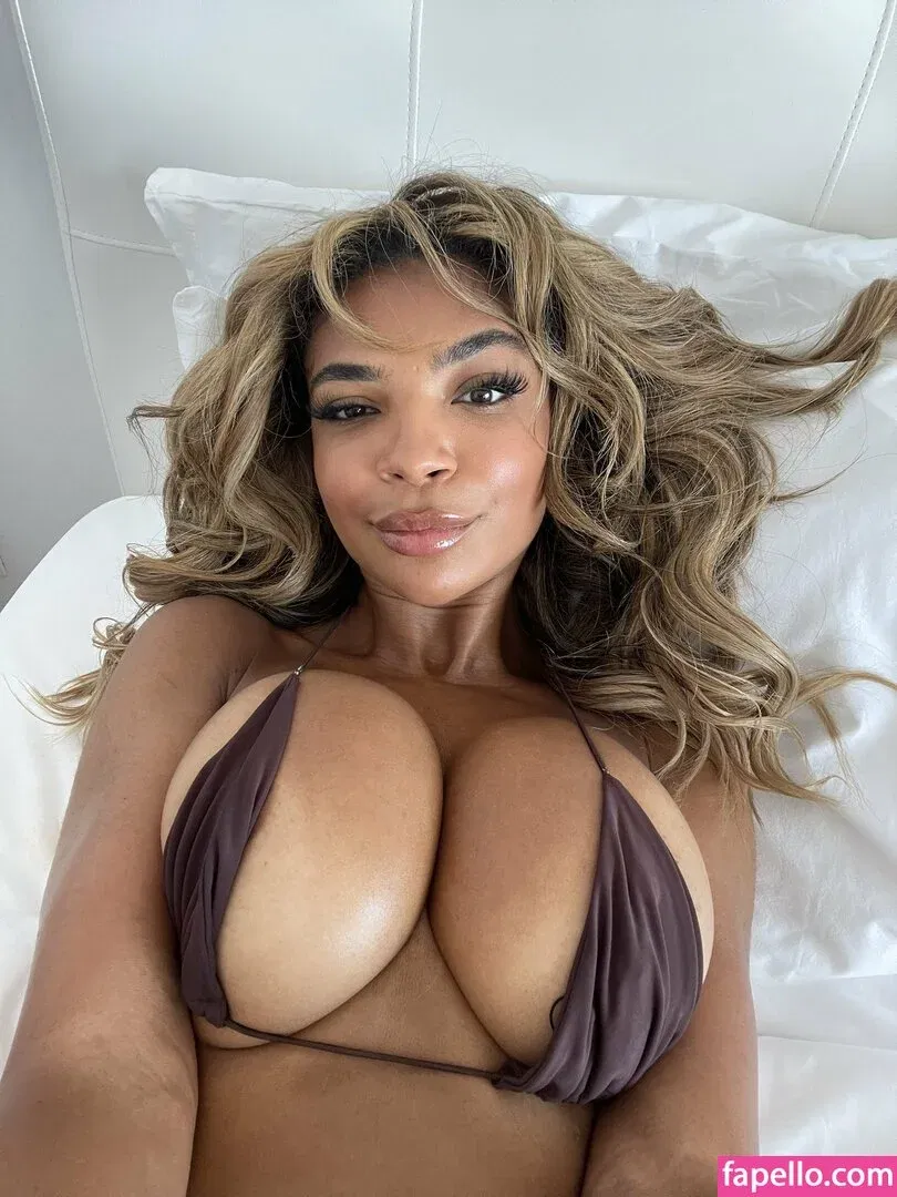 j__gri Onlyfans Photo Gallery 