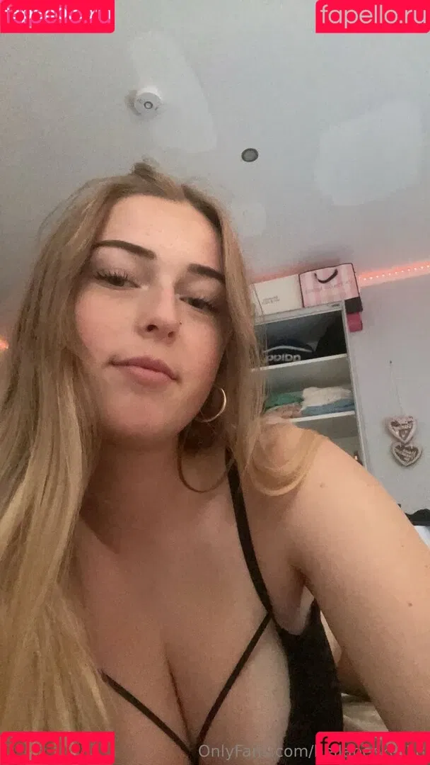 Bellabecker18 Onlyfans Photo Gallery 