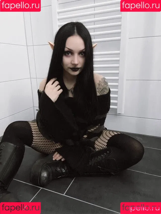 NevernaNoir Onlyfans Photo Gallery 