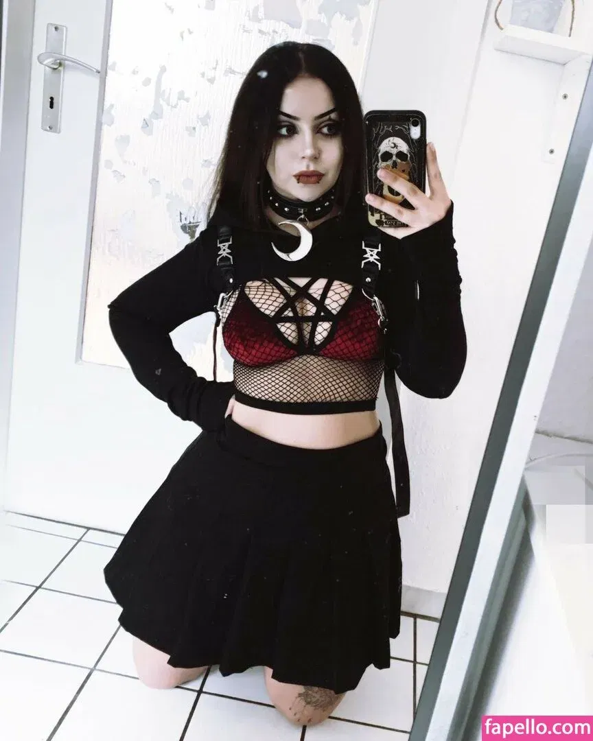 NevernaNoir Onlyfans Photo Gallery 