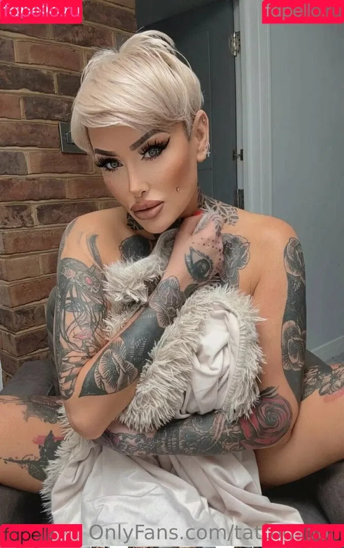 Tattoo_doll Onlyfans Photo Gallery 