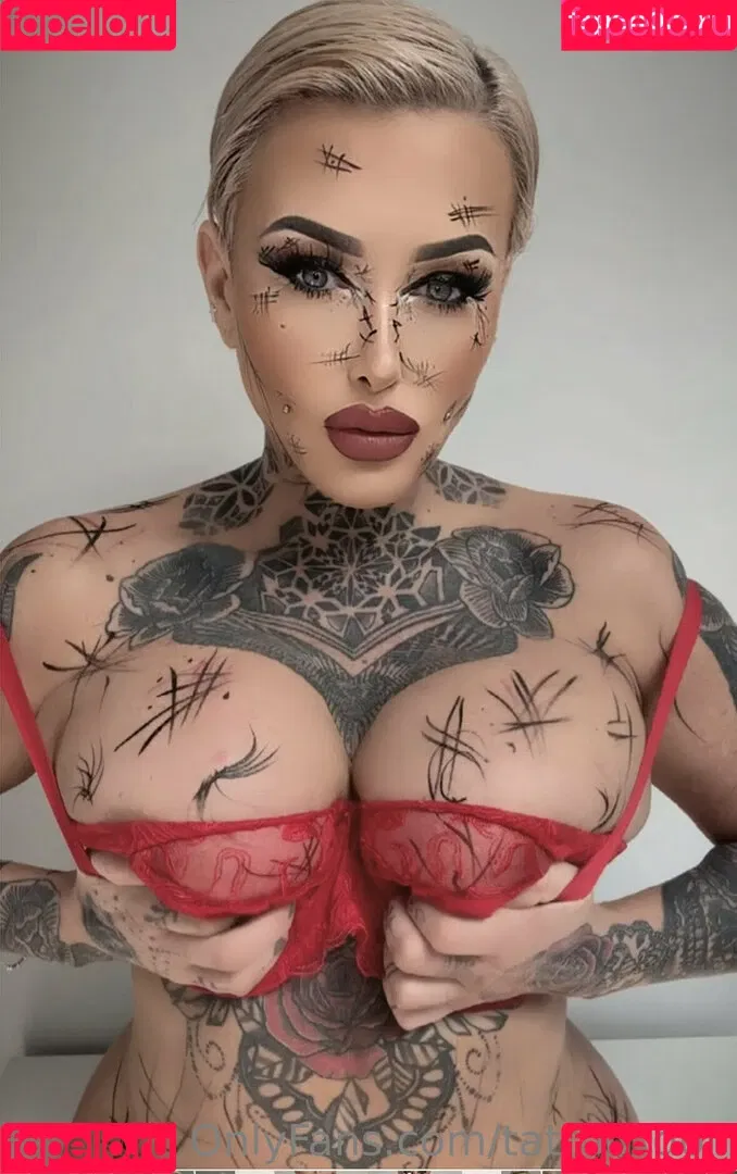 Tattoo_doll Onlyfans Photo Gallery 