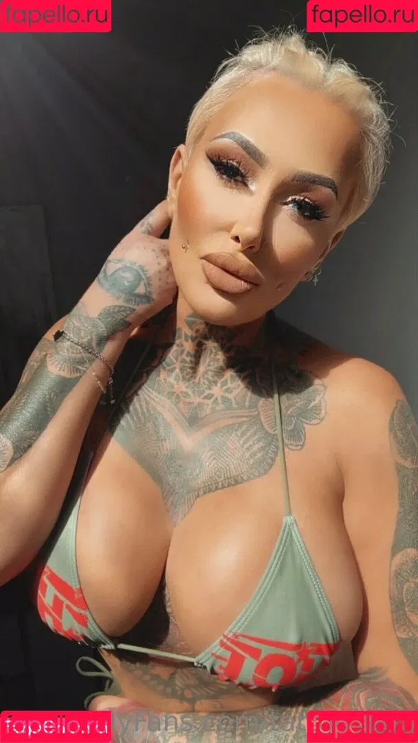Tattoo_doll Onlyfans Photo Gallery 