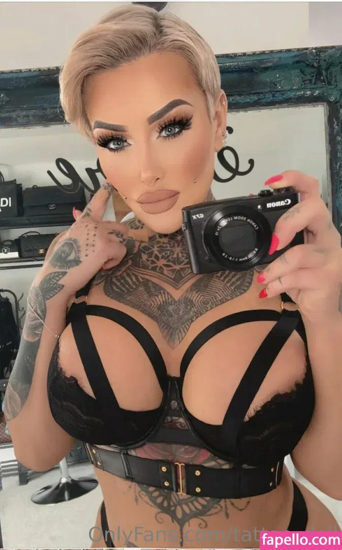 Tattoo_doll Onlyfans Photo Gallery 