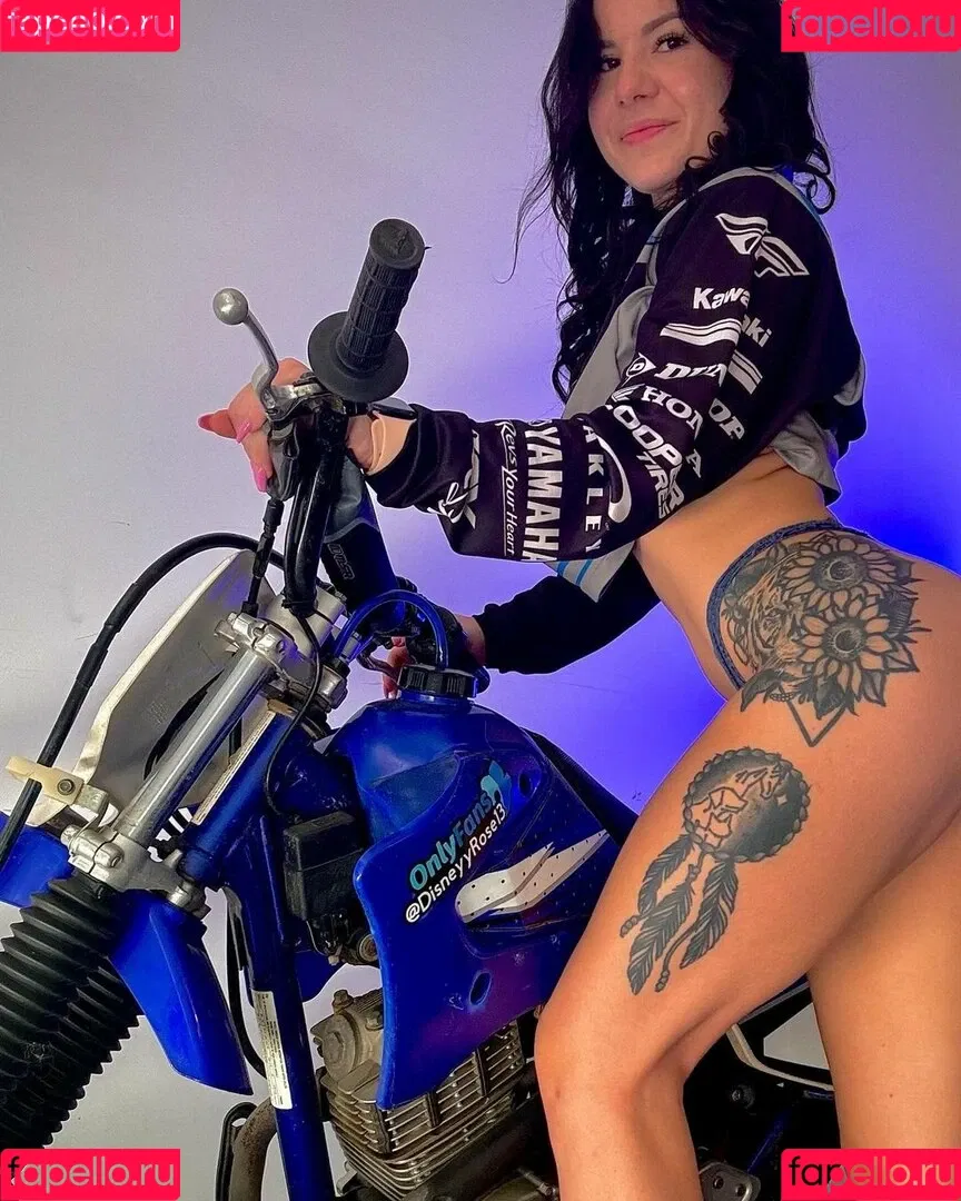 disneyyrose Onlyfans Photo Gallery 