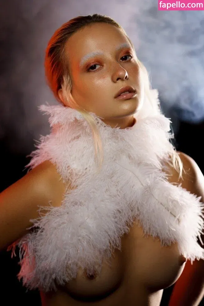 littleveraa Onlyfans Photo Gallery 