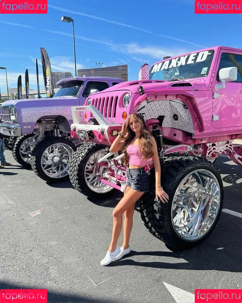 Barbiejeepgirl Onlyfans Photo Gallery 
