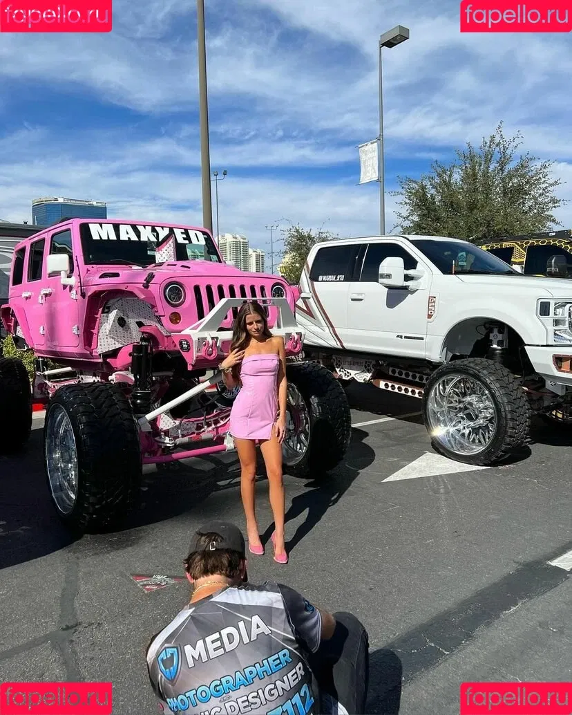 Barbiejeepgirl Onlyfans Photo Gallery 