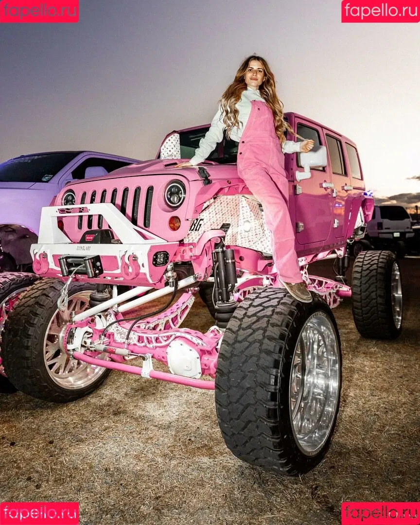Barbiejeepgirl Onlyfans Photo Gallery 